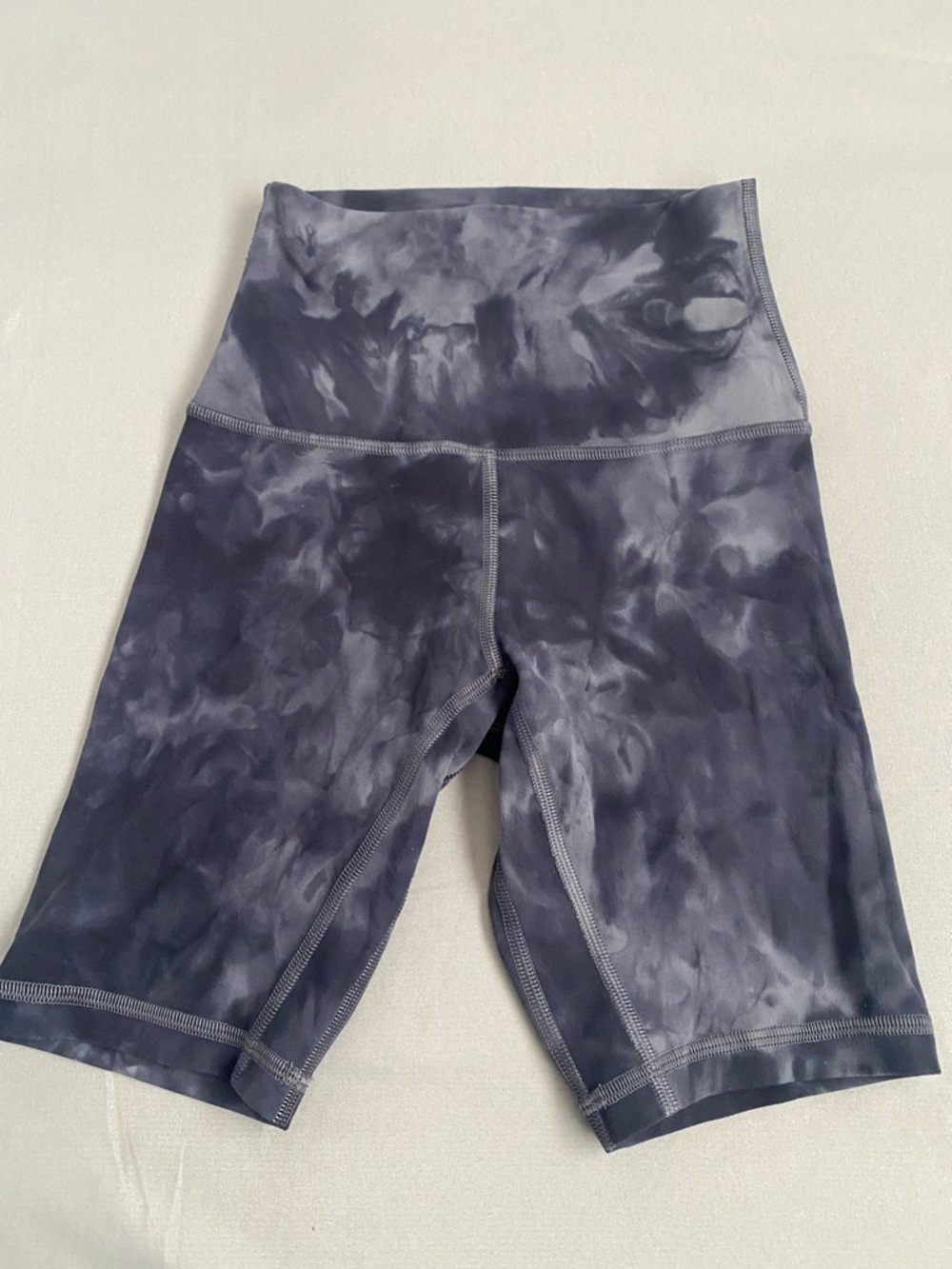 High-Waist Tie-Dye Gray Women’s Bike Shorts